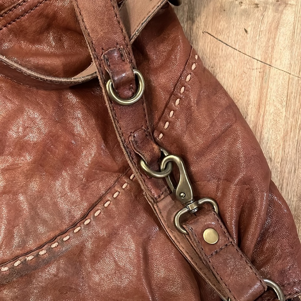 LUCKY BRAND Abbey Road Crossbody Bag - Picture 4 of 14